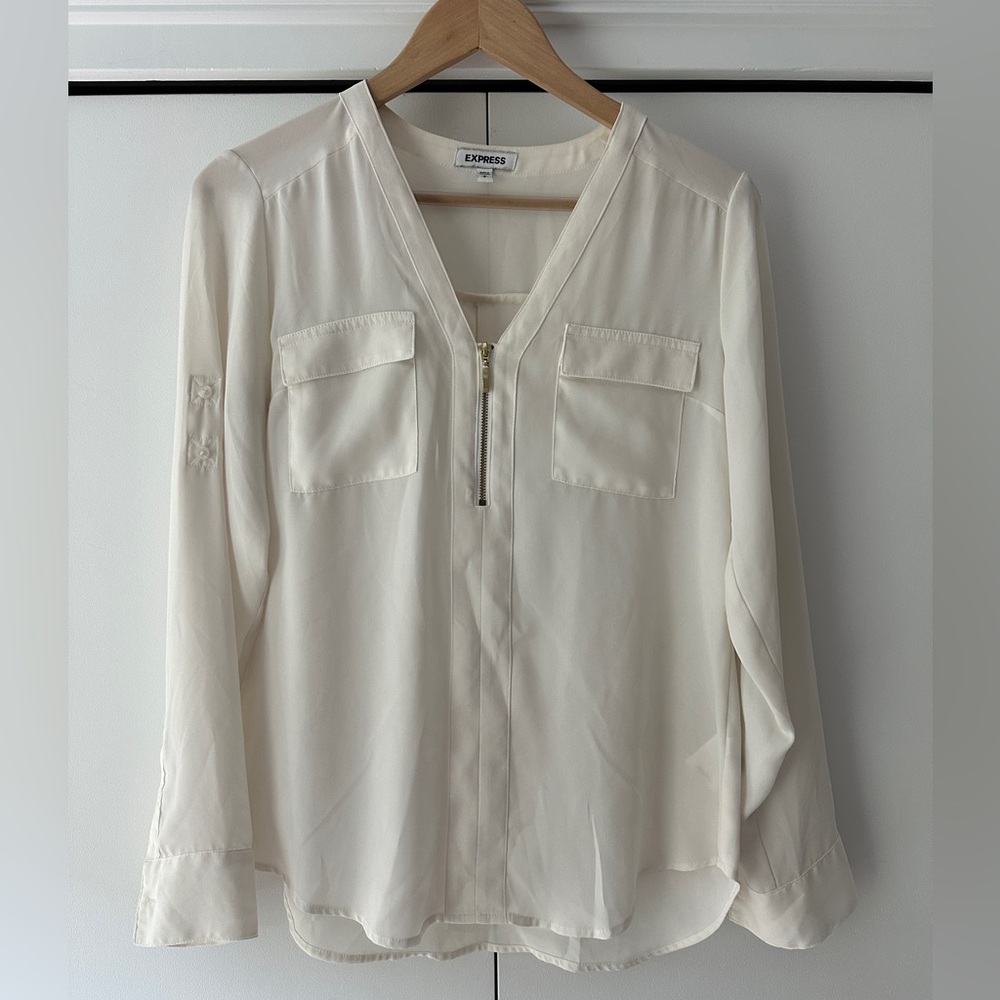 Express Cream Portofino V-Neck with Gold Zipper